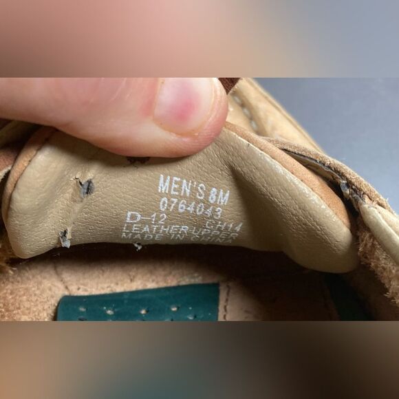 Men’s Sperry Top-siders in Kahaki/Tan, model 0764043, size 8M - Picture 4 of 6